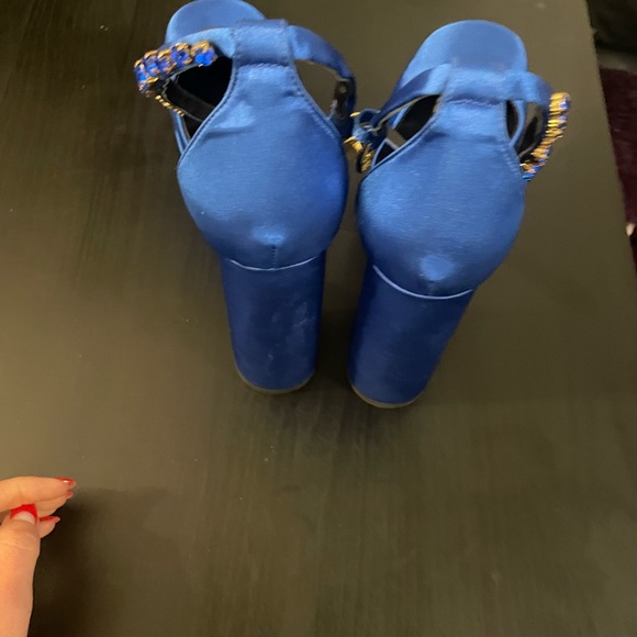 Size8 - Picture 8 of 11